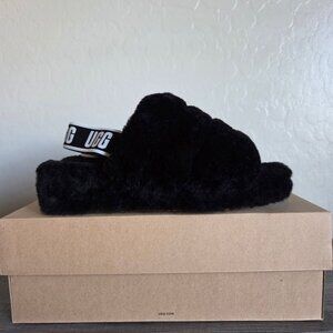 UGG Fluff Yeah Platform Slide Slipper Black Fur Sheepskin Sz Women's 9 Statement